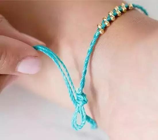 网红520编织项链图片,浪漫手作，见证爱意