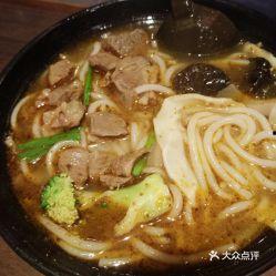 镇江网红米线价格图片,平民美食的时尚之旅